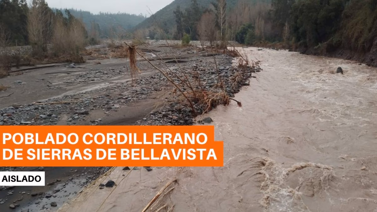 Vecinos aislados en Sierras de Bellavista en la pre cordillera de San Fernando