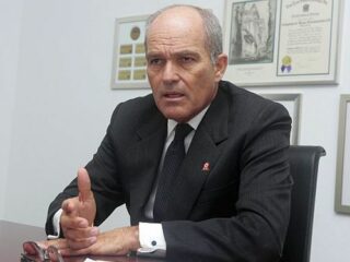 (Perú) Roque Benavides: No es lo más adecuado una modificación a la ley de minería en momentos de confrontación