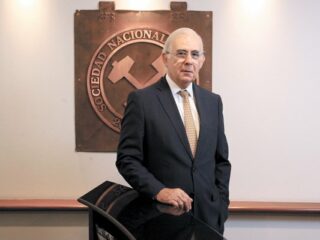 Diego Hernández: "Los empresarios tienen que jugar un rol, pero es secundario comparado con lo que tiene que hacer el mundo político"