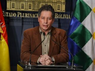 (Bolivia) Ministro de Minería de Bolivia renuncia a su cargo en medio la crisis política