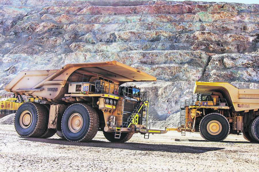 Producción de las cinco mayores mineras de cobre del país cae 5% a septiembre