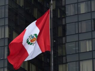 PIB de Perú se acelera en el tercer trimestre por proyectos en minas de cobre