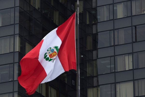 PIB de Perú se acelera en el tercer trimestre por proyectos en minas de cobre