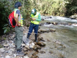 Millonario proyecto de Codelco en Ecuador lleva más de dos meses paralizado por conflictos en ese país