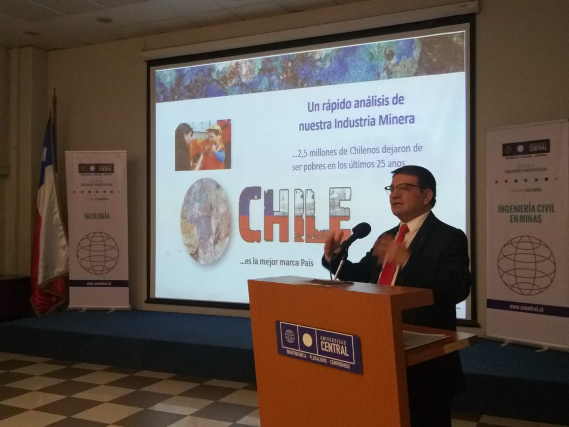 Manuel Viera, Presidente de la Cámara Minera de Chile: “Debemos tomar la decisión de industrializar nuestros recursos mineros”