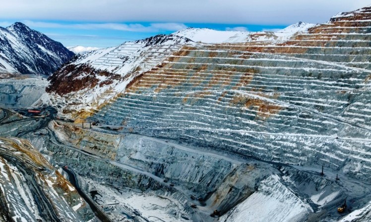 Collahuasi, Escondida y Los Pelambres impulsan alza en producción de cobre