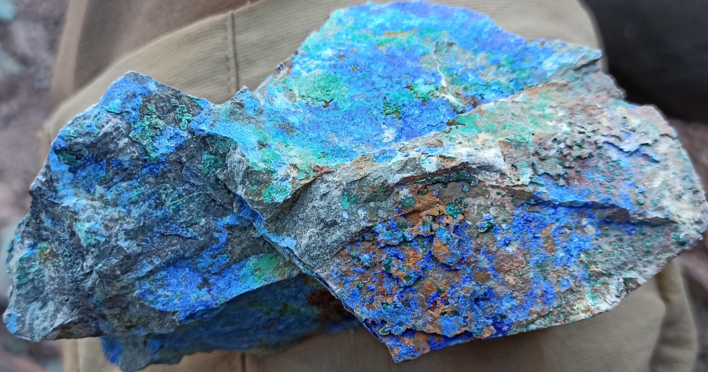(Colombia) Max Resource informa descubrimientos "AM Norte" con valores de 10.4% de cobre + 88 g / t de plata en el proyecto CESAR
