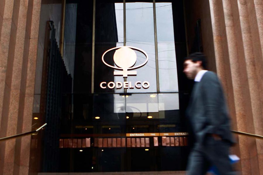 Hacienda pide a Codelco que anticipe fondos de la Ley Reservada para enfrentar crisis