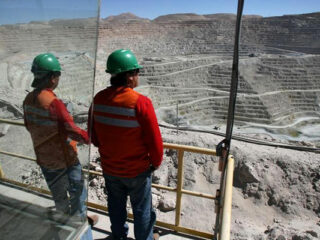 Codelco y BHP toman medidas para asegurar continuidad operacional