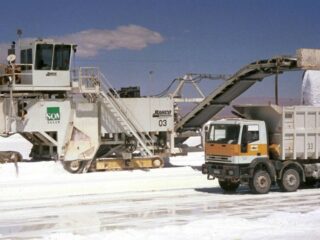 SQM reconoce efecto del coronavirus: se contraen las ventas en China y anticipan caída en el precio del litio