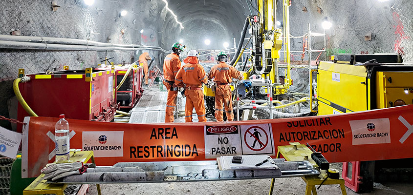 Codelco y trabajadores impulsan iniciativa para extender operación del rajo de Chuquicamata