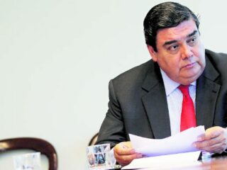 SQM continuará adelante con su plan de inversiones y dice que tiene una caja de US$ 1.000 millones