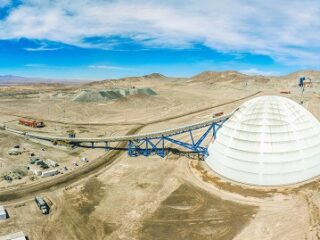 Sierra Gorda modifica plan minero y pone dudas sobre las perspectivas a largo plazo