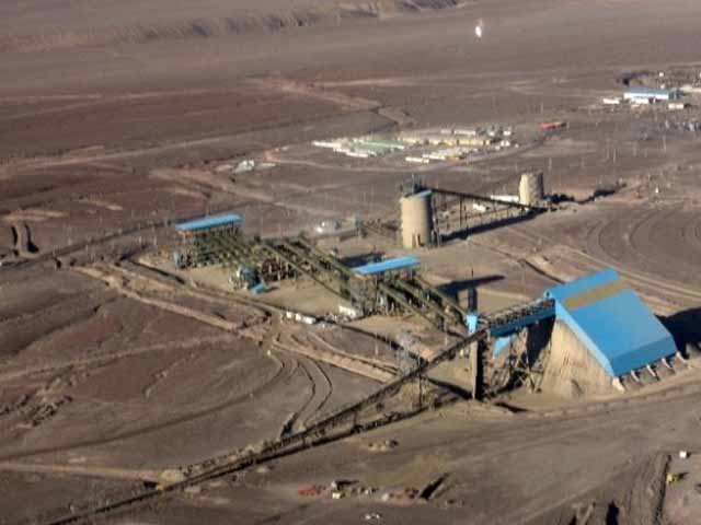 Minera El Abra anuncia despidos y reducción del procesamiento de mineral
