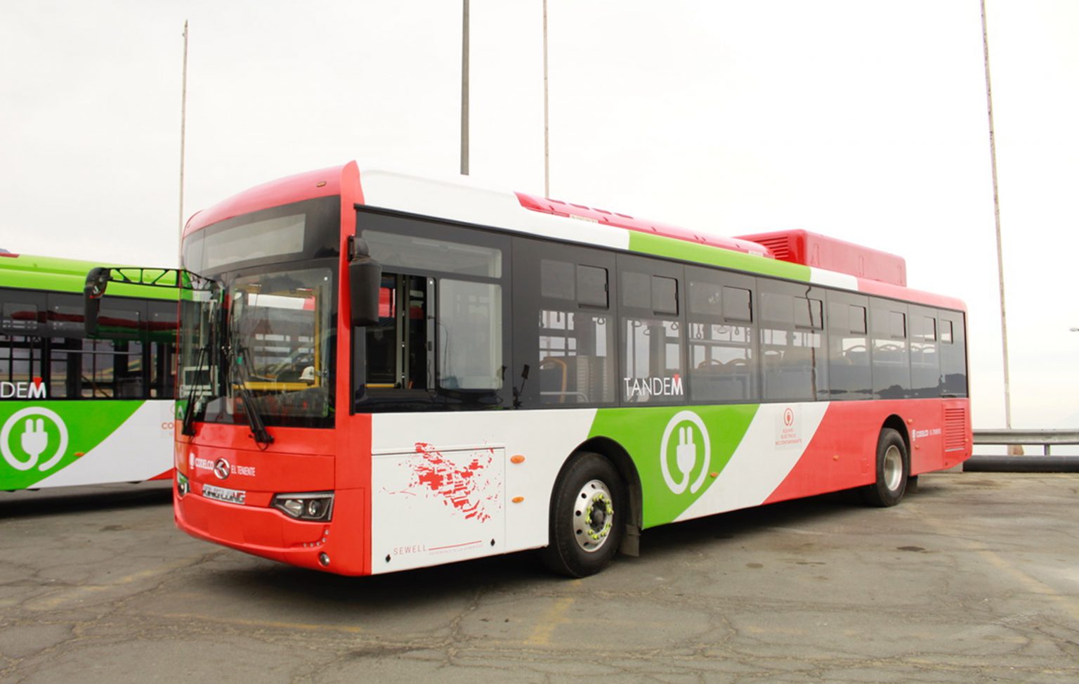 Uso de tecnologías sustentables: Electromovilidad en el transporte de trabajadores mineros