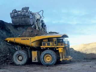 Mina Invierno detiene operaciones con envío de último embarque de carbón