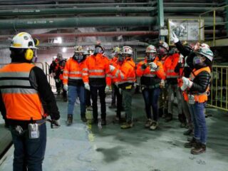 Elección de representante de trabajadores en directorio de Codelco entra en semana clave