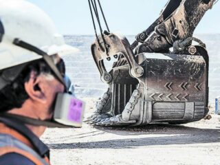 Codelco detiene todos los proyectos del Distrito Norte y Chuquicamata operará solo con personal de Calama