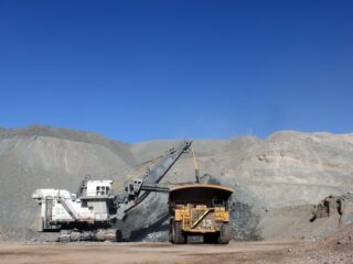 Chile Transparente realiza charla sobre los riesgos de corrupción en concesiones mineras para Cesco