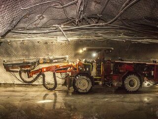 Codelco acuerda con trabajadores de El Teniente jornada excepcional de 14x14