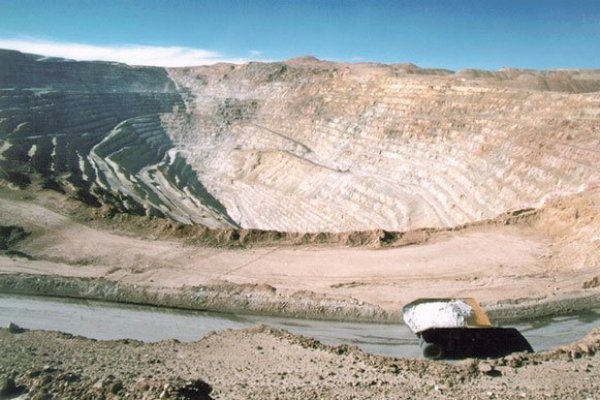 Mineras monitorean ampliación de cuarentenas y evalúan acciones para mantener operación