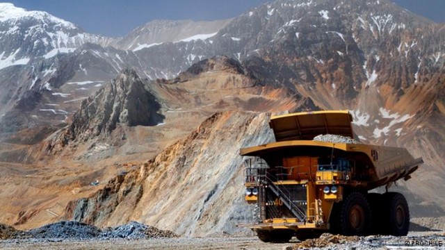 Productores de cobre se muestran en contra a proyecto de royalty minero