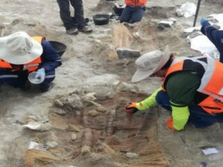 Teck y Consejo de Monumentos Nacionales revelan hallazgos arqueológicos en construcción de Quebrada Blanca 2