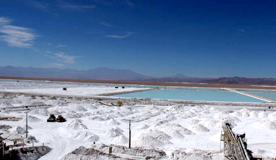 La propiedad ampliada de oro Carmona de Lithium Chile continúa arrojando grados de oro y plata de alta ley