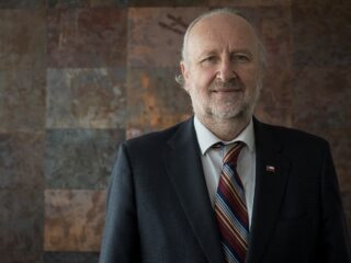 Ministro Prokurica sobre fallo judicial por Pascua Lama: “Estamos frente a una institucionalidad robusta que sanciona a quienes no cumplen la legislación”