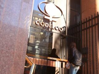 Tribunal admite recurso de Codelco para dejar sin efecto resolución que la dejó fuera de la querella en caso seguros
