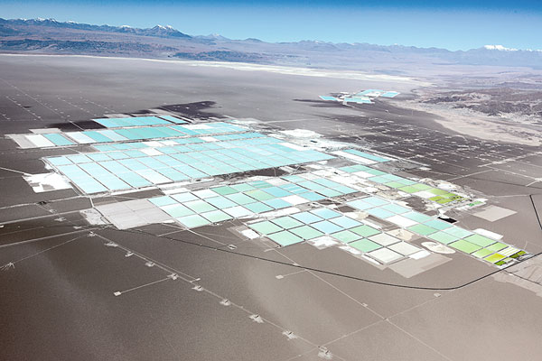 SQM abre a todo público datos del sistema de monitoreo en línea del Salar de Atacama