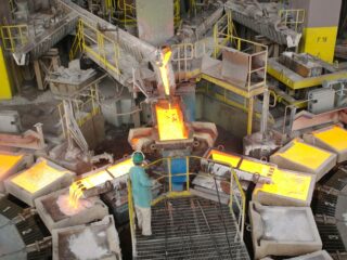 Mercado global de cobre presentará superávit de 69.000 toneladas en 2021: ICSG