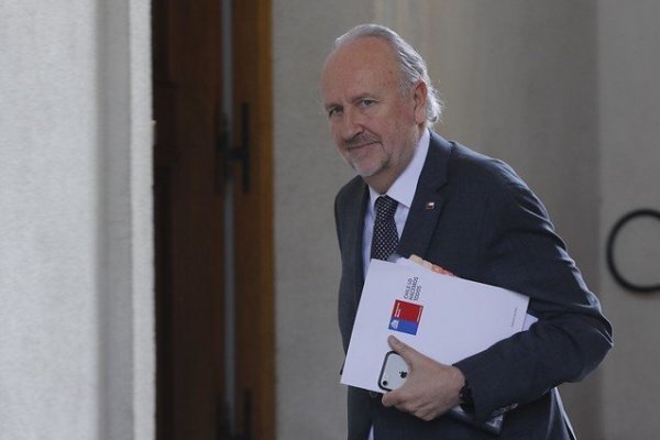 Prokurica pide «esfuerzo especial para llegar a buen acuerdo» por huelga en Minera Candelaria