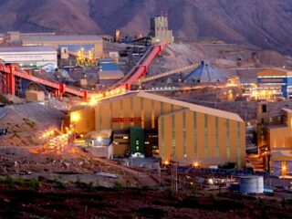 Codelco renueva prima de cobre de Asia con un cliente en Corea del Sur