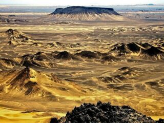 Tribunal accede a incautación de activos de Pakistán para pagar juicio que ganó minera de los Luksic y Barrick