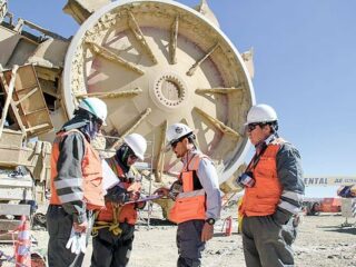 Industria minera crea 5 mil nuevos empleos en el trimestre agosto-octubre