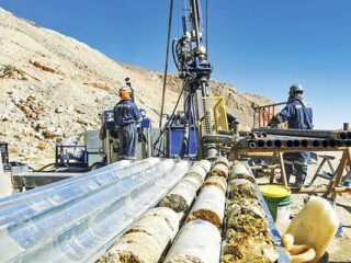 Presupuesto de exploración minera baja 30% en Chile este año en medio de la pandemia