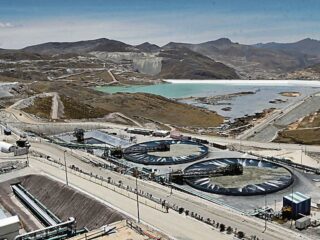 Bloqueos a mina peruana Las Bambas impiden exportar concentrado de cobre por US$ 530 millones