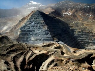Anglo American reporta alza de 6% en producción de cobre