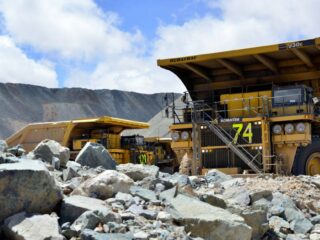 BHP ve riesgos en oferta de cobre por casos de Covid en Chile y ronda de negociaciones colectivas