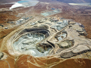 Mitsui Mining and Smelting venderá participación en Collahuasi en Chile y saldrá de la minería del cobre