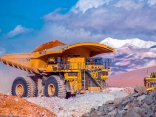 Industria minera se prepara para cumplir normativa de neumáticos de la Ley REP