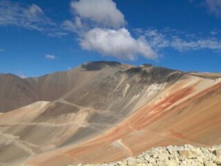 (Argentina) Nuevo centro de pórfido mineralizado descubierto en el Proyecto Altar de Aldebarán, San Juan