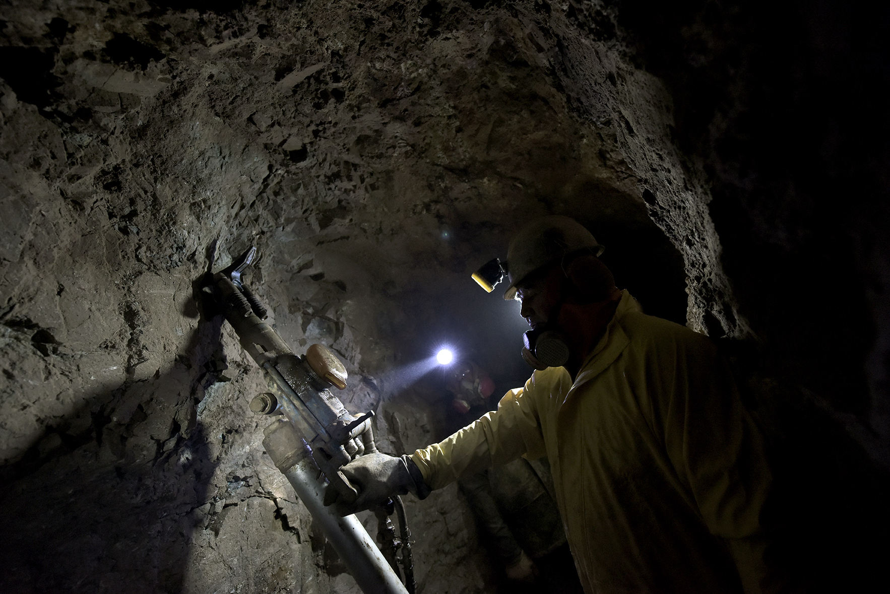 Biministro Jobet llama a pequeños mineros a postular al PAMMA: “Ha logrado que muchas familias mejoren su calidad de vida”