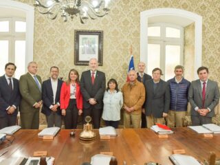 Asociaciones mineras de cuatro regiones se reúnen con Directorio de ENAMI