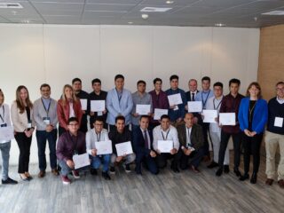 En Antofagasta 16 jóvenes egresados de liceos TP de la red ELEVA certifican sus competencias laborales en minería