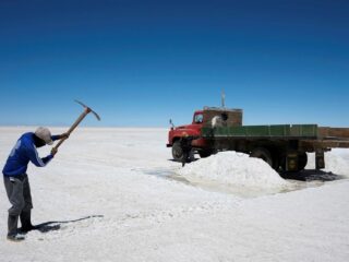 (Bolivia) Huelga en Bolivia para romper contratos de litio con firmas de Alemania y China