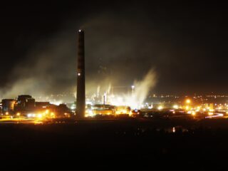 Trabajadores del cobre califican de “irresponsable” eventual cierre de fundición Ventanas de Codelco