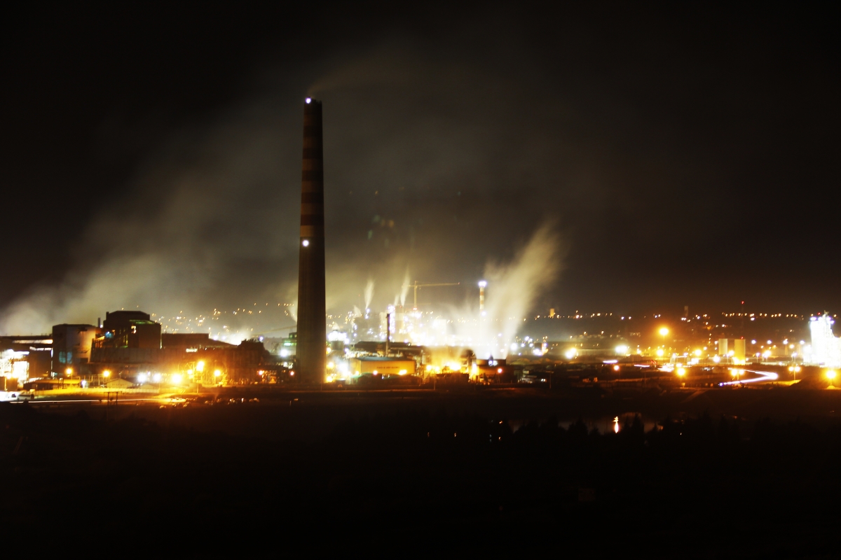 Trabajadores del cobre califican de “irresponsable” eventual cierre de fundición Ventanas de Codelco