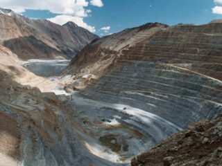 Antofagasta Minerals advierte restringida disponibilidad física del cobre